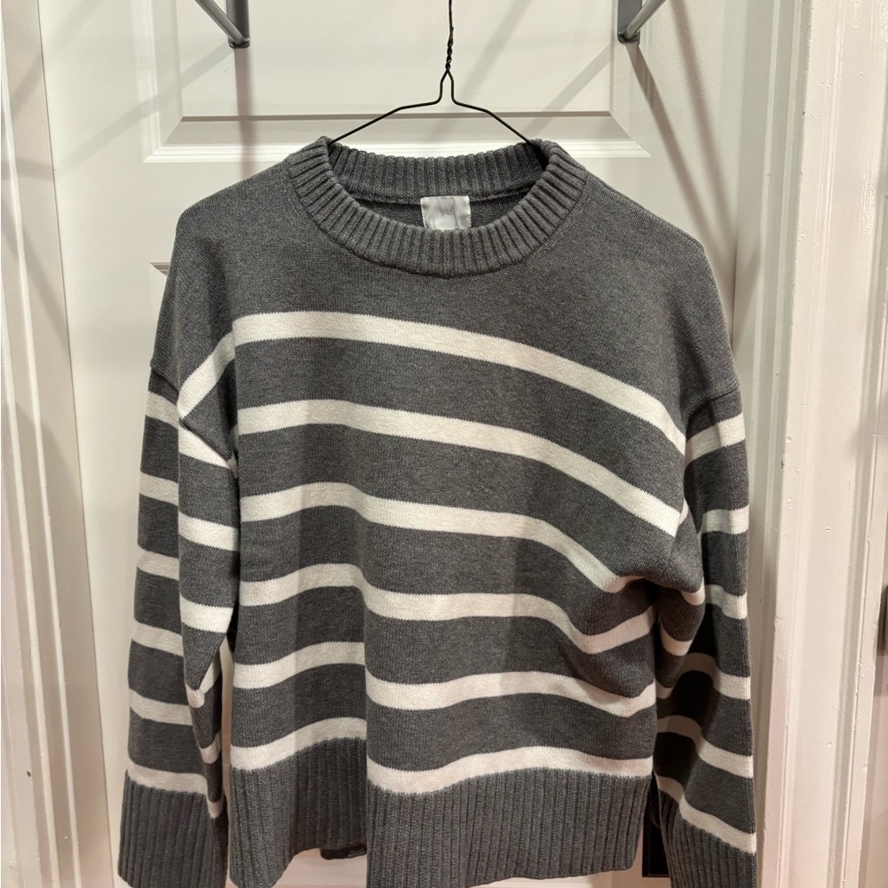 H&M Gray and White Striped Crewneck Sweater
